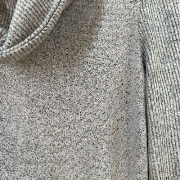 Fortune & Ivy NWT Sz L Havana Cowl Neck Curved Hem KNIT TOP - Picture 5 of 7